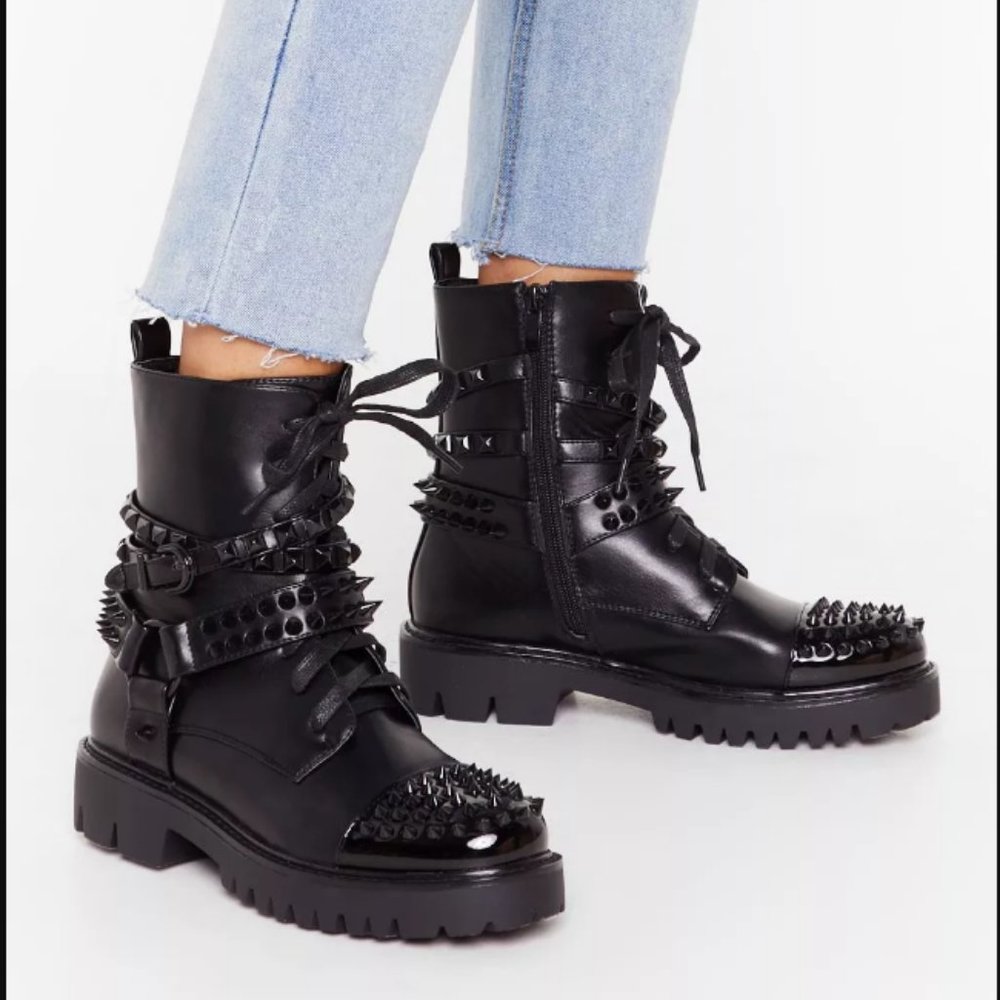 Nasty Gal Black Studded Combat Boots Size 6 Punk Chunky Lace Up Moto Boots